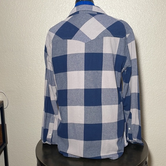 Blue flannel - Picture 3 of 4